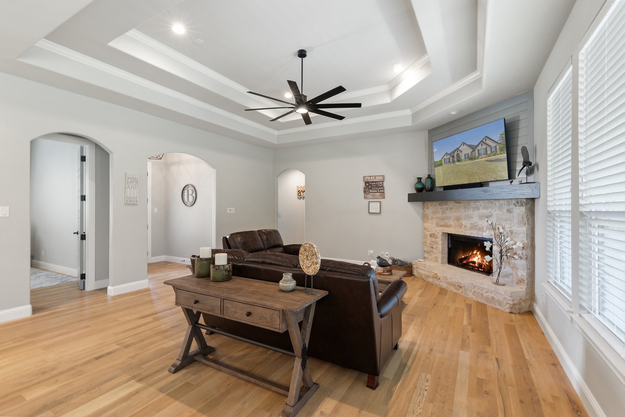 Caddo Mills, Texas, 75135, United States, 4 Bedrooms Bedrooms, ,5 BathroomsBathrooms,Residential,For Sale,1778518