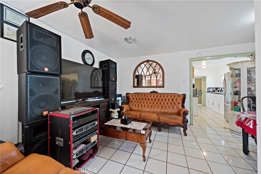 Artesia, California, 90701, United States, 3 Bedrooms Bedrooms, ,Residential,For Sale,2008519