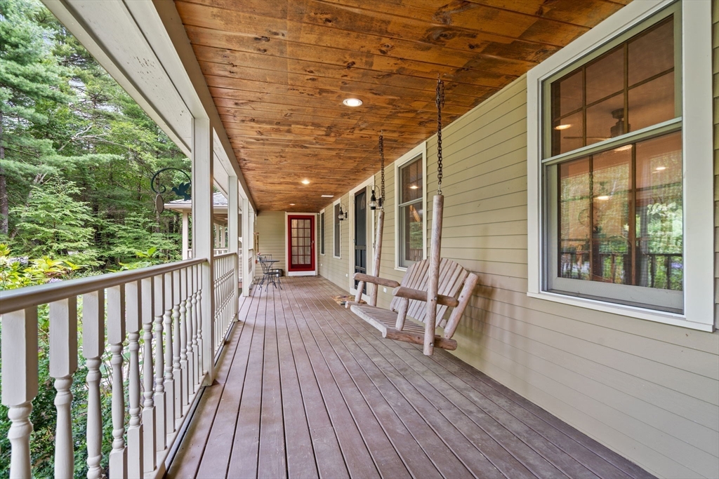 Princeton, Massachusetts, 01541, United States, 4 Bedrooms Bedrooms, ,4 BathroomsBathrooms,Residential,For Sale,1977078