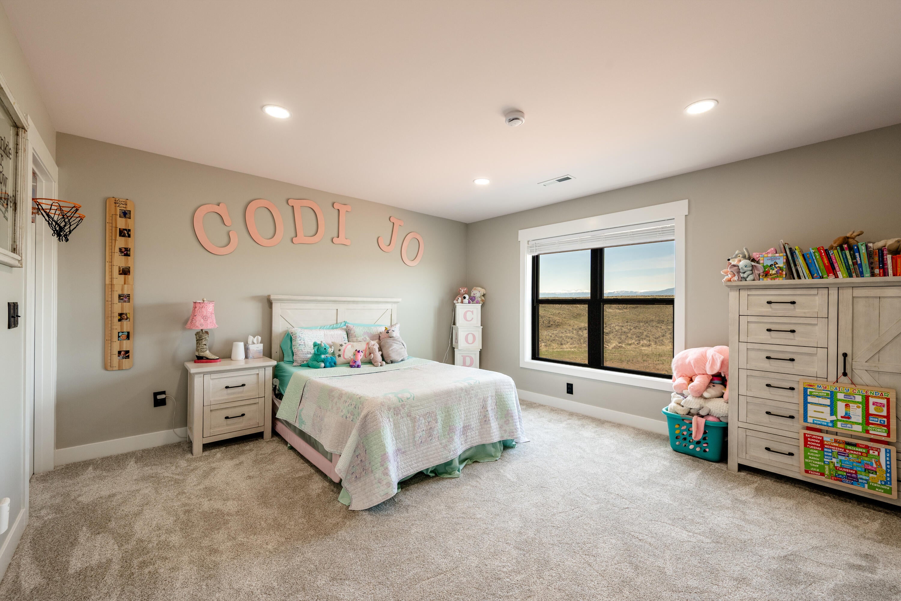 Ranchester, Wyoming, 82839, United States, 5 Bedrooms Bedrooms, ,4 BathroomsBathrooms,Residential,For Sale,2016525