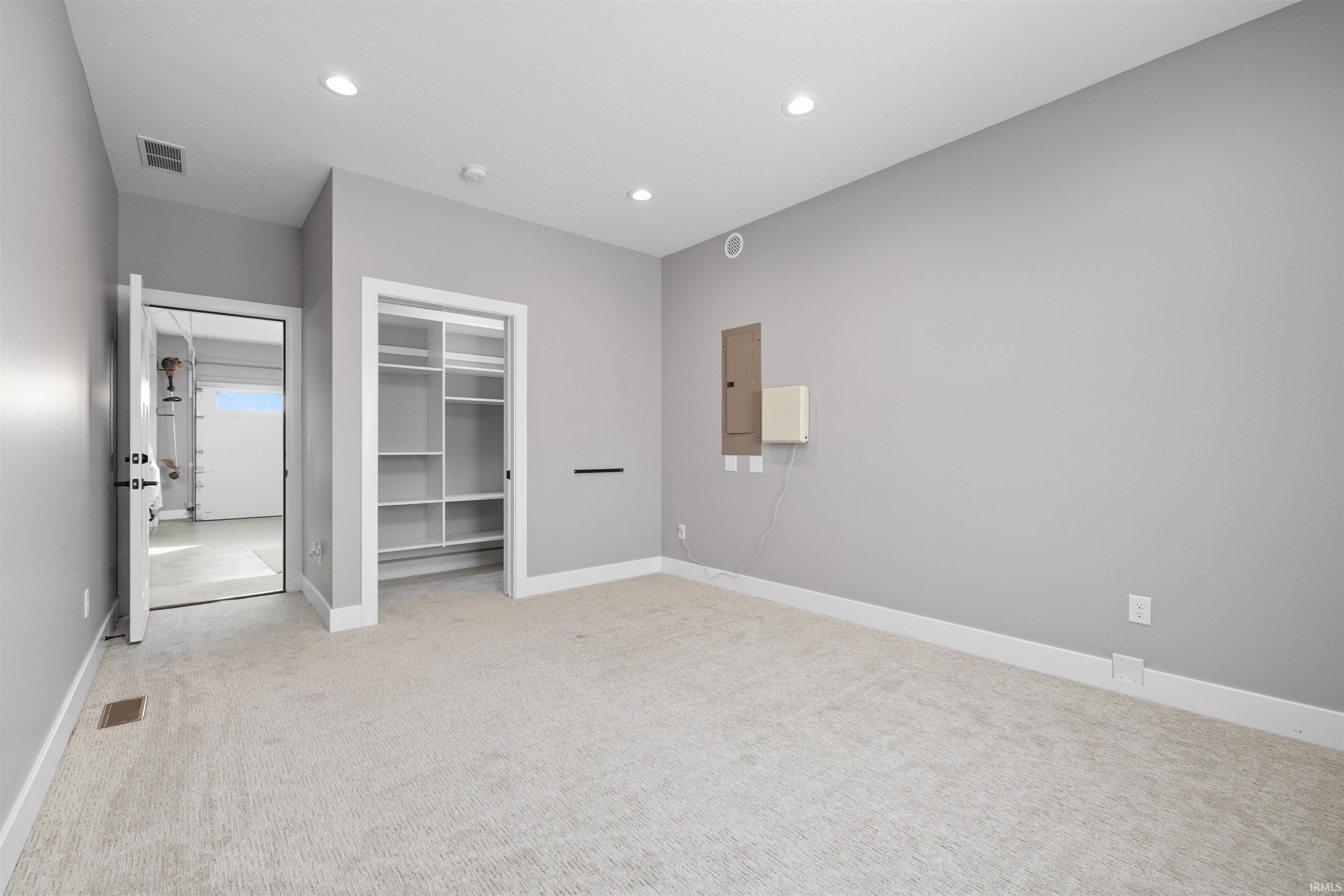 Fort Wayne, Indiana, 46845, United States, 3 Bedrooms Bedrooms, ,3 BathroomsBathrooms,Residential,For Sale,2006241