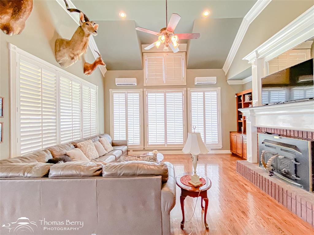 Merkel, Texas, 79536, United States, 5 Bedrooms Bedrooms, ,4 BathroomsBathrooms,Residential,For Sale,1829513