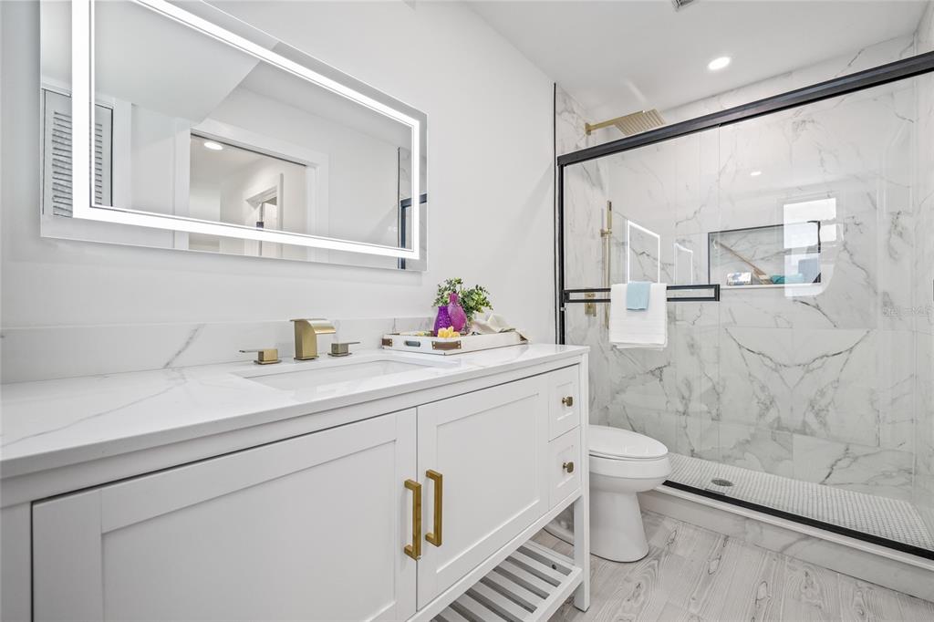 St Petersburg, Florida, 33705, United States, 4 Bedrooms Bedrooms, ,2 BathroomsBathrooms,Residential,For Sale,1919493