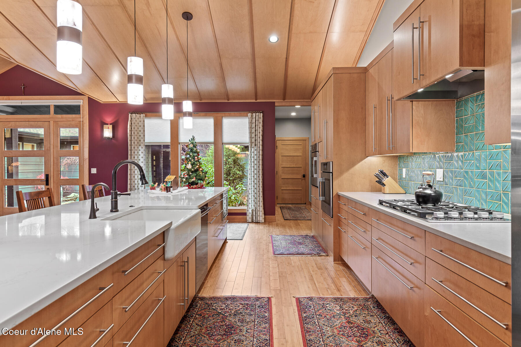 Hayden Lake, Idaho, 83835, United States, 4 Bedrooms Bedrooms, ,4 BathroomsBathrooms,Residential,For Sale,1984036