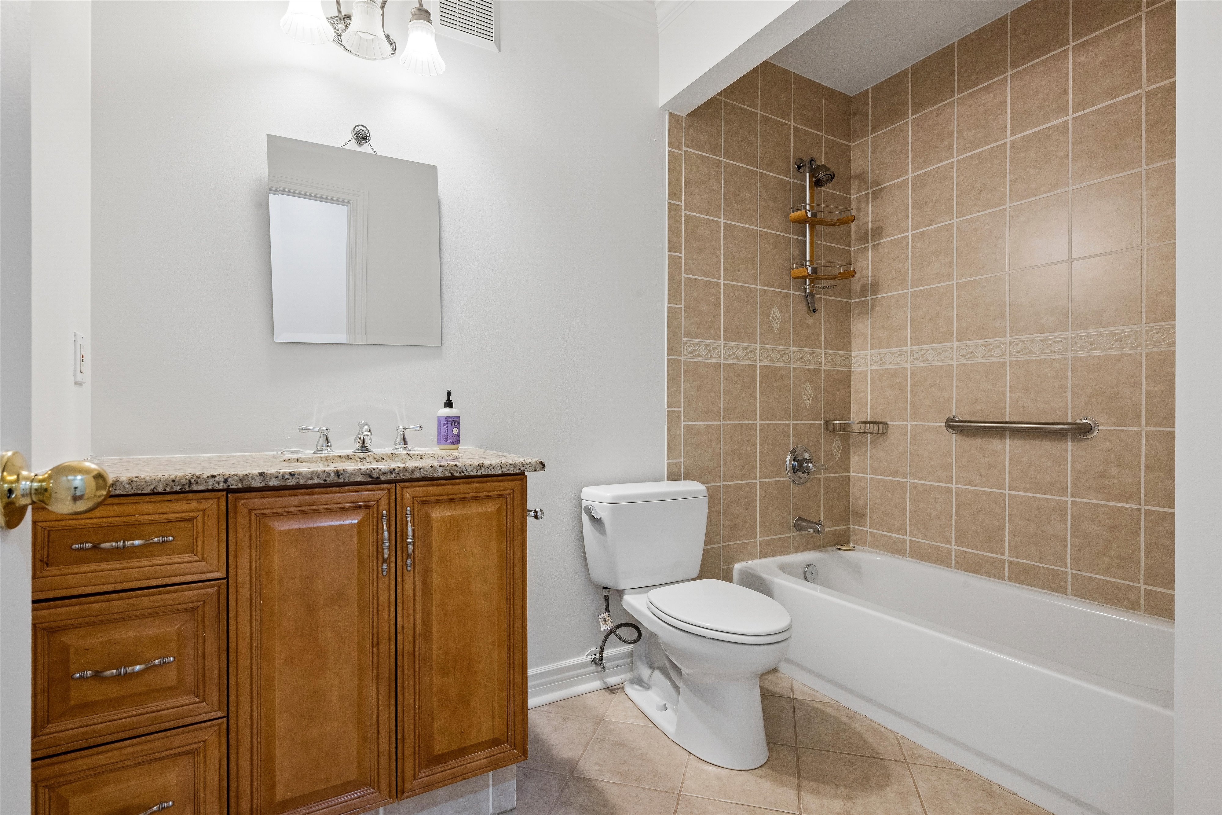  Offers an exceptional combination of space, flexibility, and convenience - 物件實景