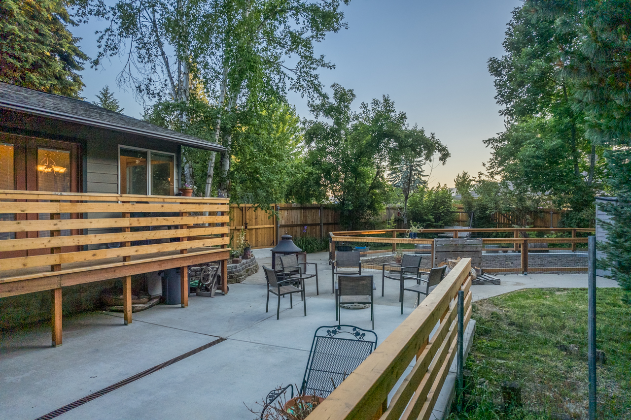Bonners Ferry, Idaho, 83805, United States, 5 Bedrooms Bedrooms, ,5 BathroomsBathrooms,Residential,For Sale,1879157