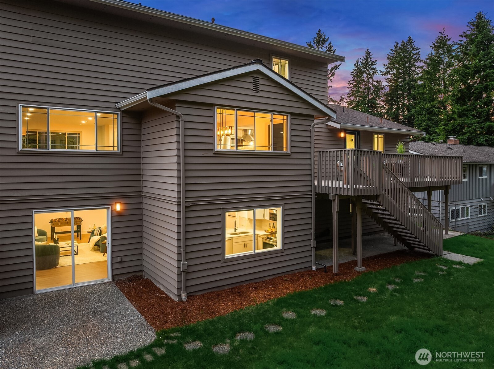 Bellevue, Washington, 98006, United States, 5 Bedrooms Bedrooms, ,3 BathroomsBathrooms,Residential,For Sale,1838614