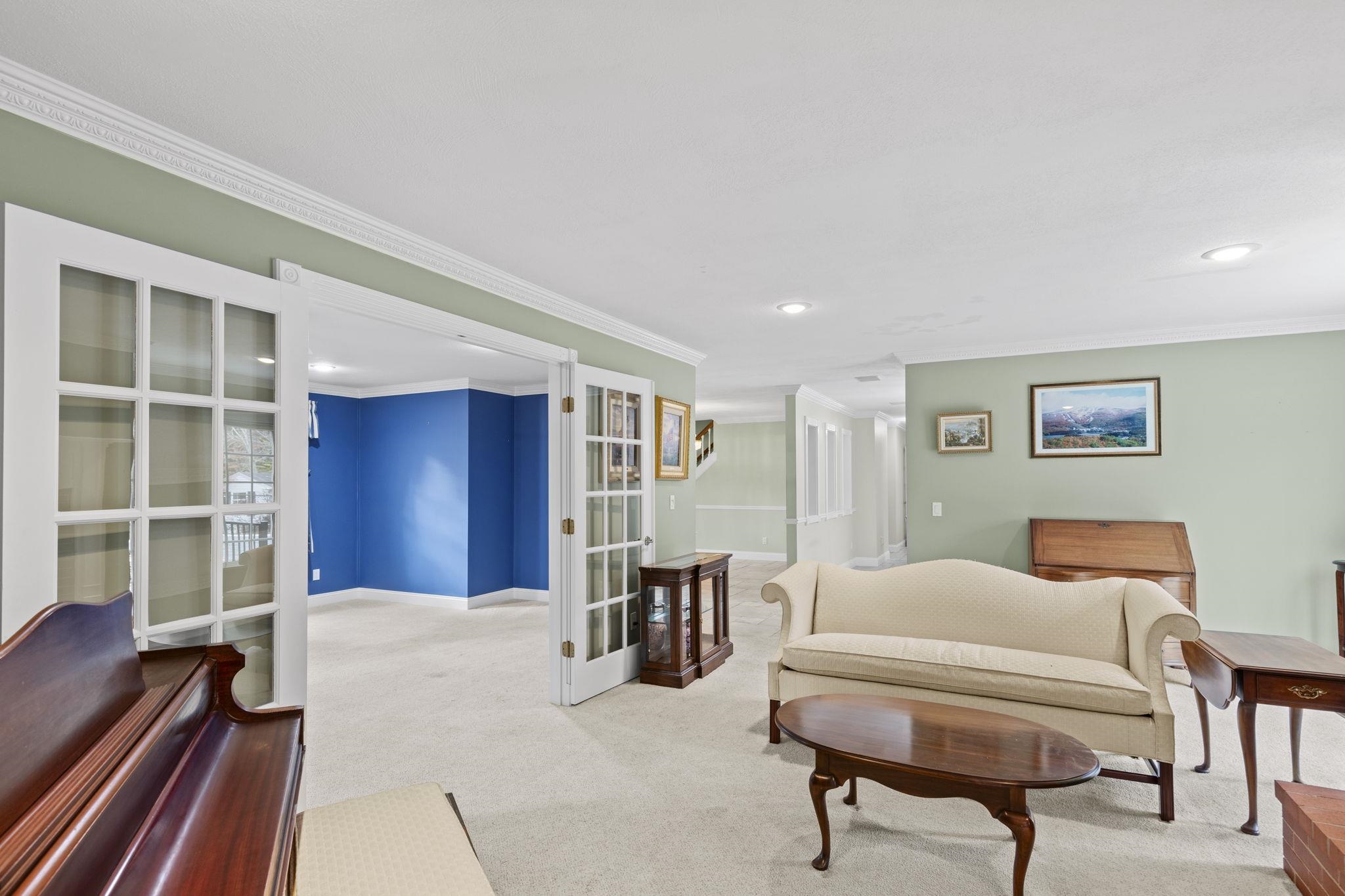 Rochester, New Hampshire, 03867, United States, 4 Bedrooms Bedrooms, ,1 BathroomBathrooms,Residential,For Sale,1985747