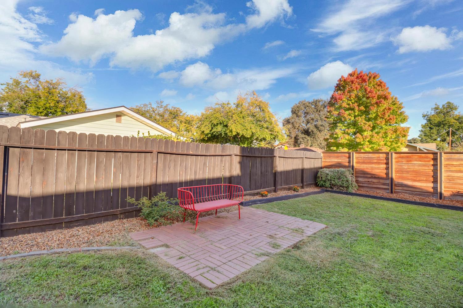 Sacramento, California, 95826, United States, 3 Bedrooms Bedrooms, ,2 BathroomsBathrooms,Residential,For Sale,1991468