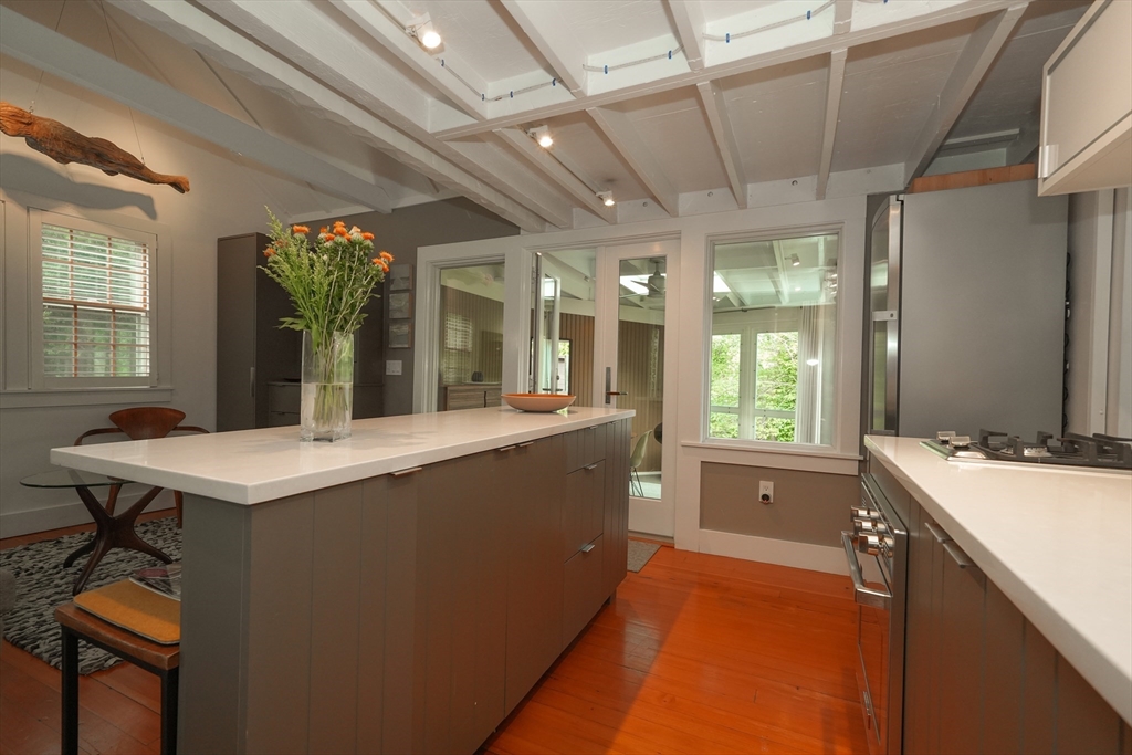 Provincetown, Massachusetts, 02657, United States, 1 Bedroom Bedrooms, ,1 BathroomBathrooms,Residential,For Sale,1933472