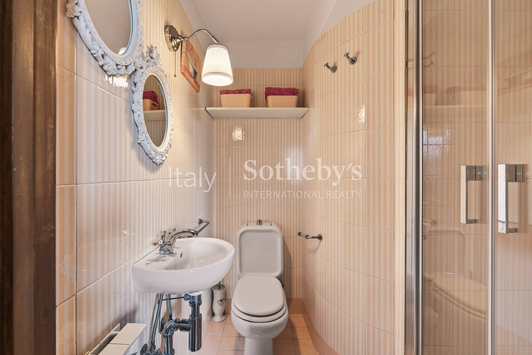  Charming residence with frescoes in the heart of Lucca - 物件實景