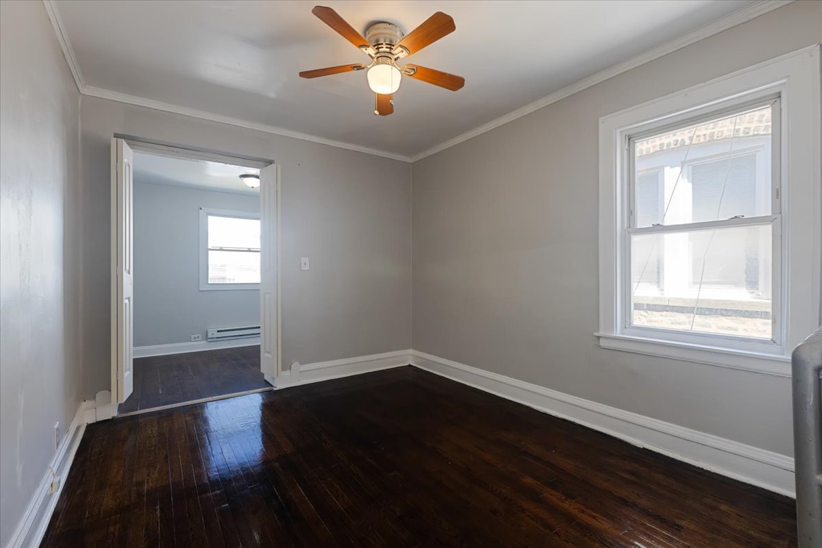 Chicago, Illinois, 60659, United States, 9 Bedrooms Bedrooms, ,Residential,For Sale,1905670