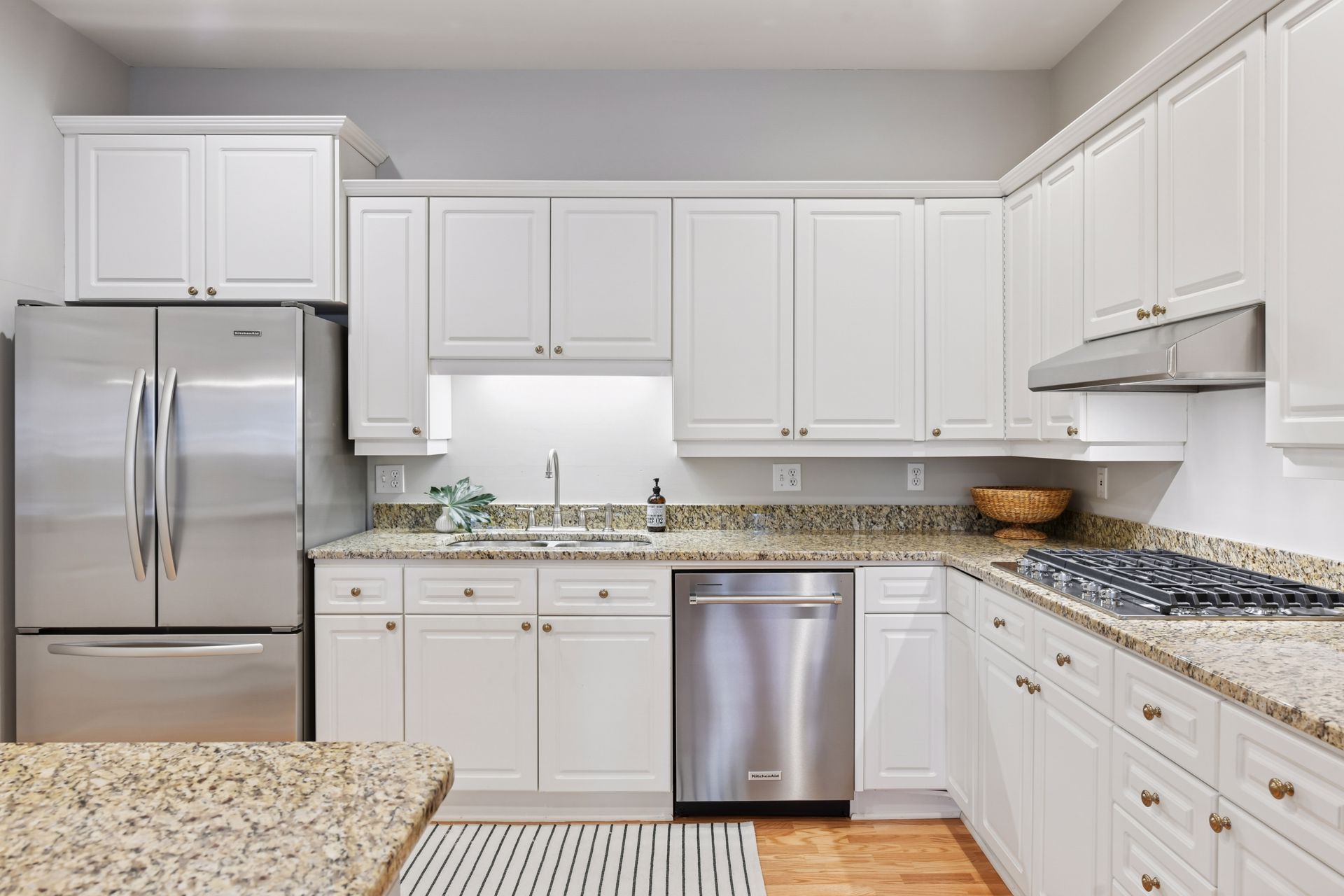  Luxury Condo in the Heart of Edina - 物件實景