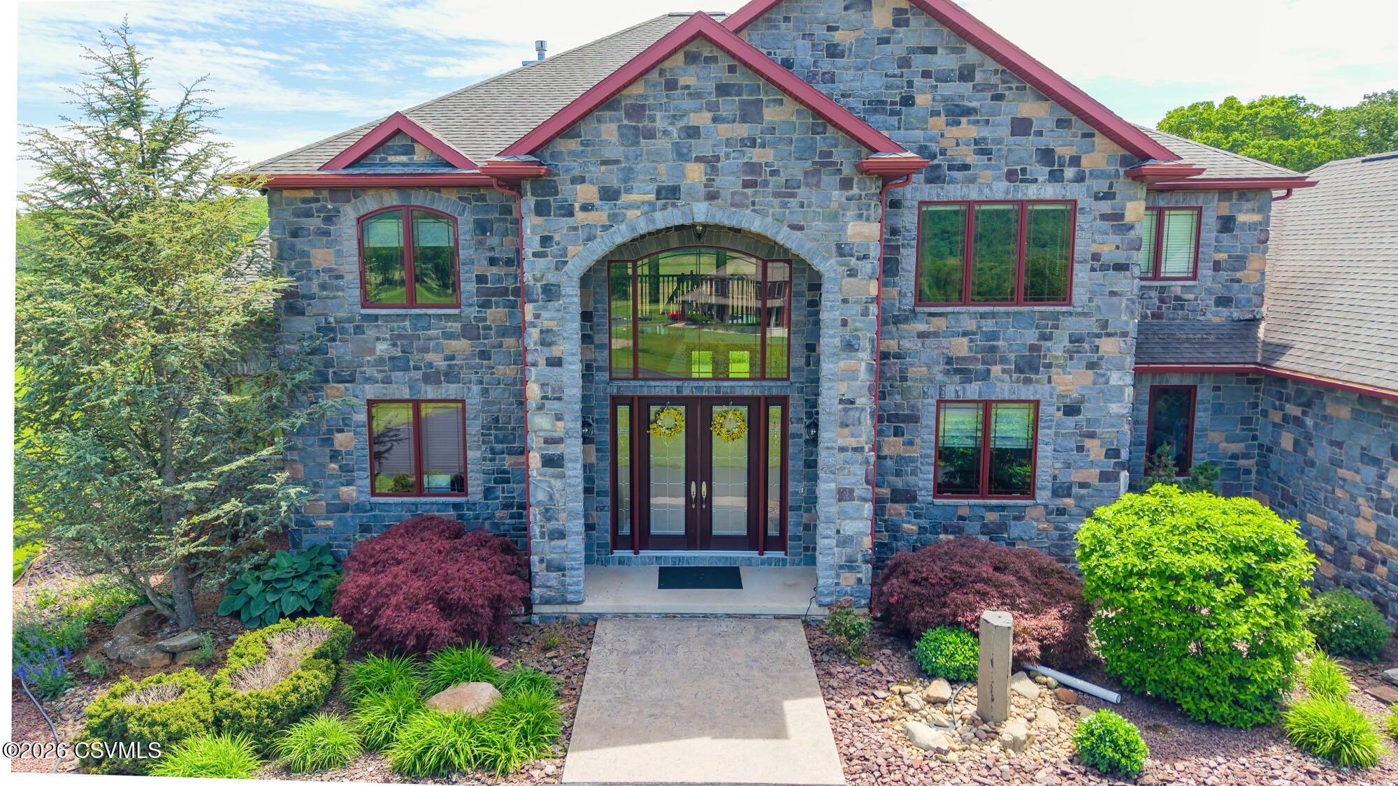 Berwick, Pennsylvania, 18603, United States, 4 Bedrooms Bedrooms, ,3 BathroomsBathrooms,Residential,For Sale,2005736