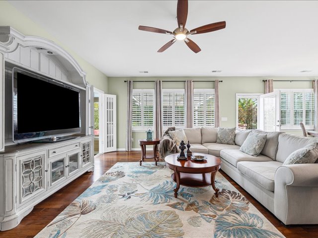 Fort Mill, South Carolina, 29715, United States, 3 Bedrooms Bedrooms, ,3 BathroomsBathrooms,Residential,For Sale,1981901