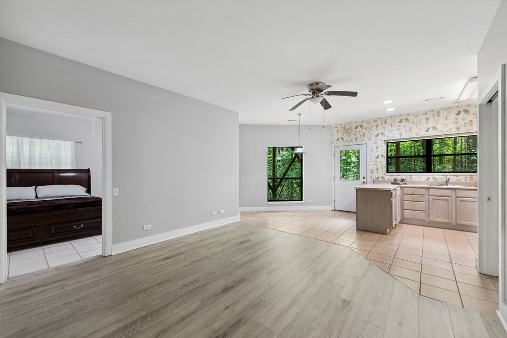 Ellijay, Georgia, 30540, United States, 5 Bedrooms Bedrooms, ,5 BathroomsBathrooms,Residential,For Sale,1868155