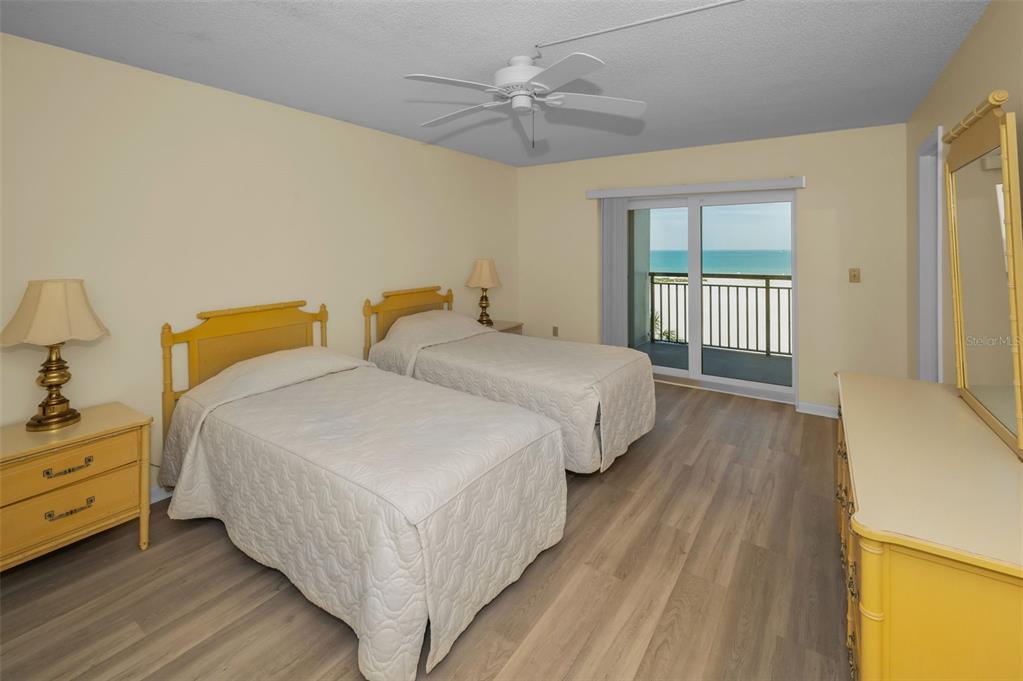 Clearwater Beach, Florida, 33767, United States, 2 Bedrooms Bedrooms, ,2 BathroomsBathrooms,Residential,For Sale,1744502
