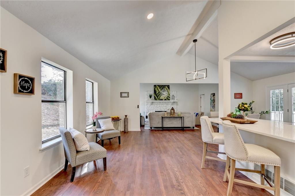 Roswell, Georgia, 30076, United States, 6 Bedrooms Bedrooms, ,3 BathroomsBathrooms,Residential,For Sale,2006214