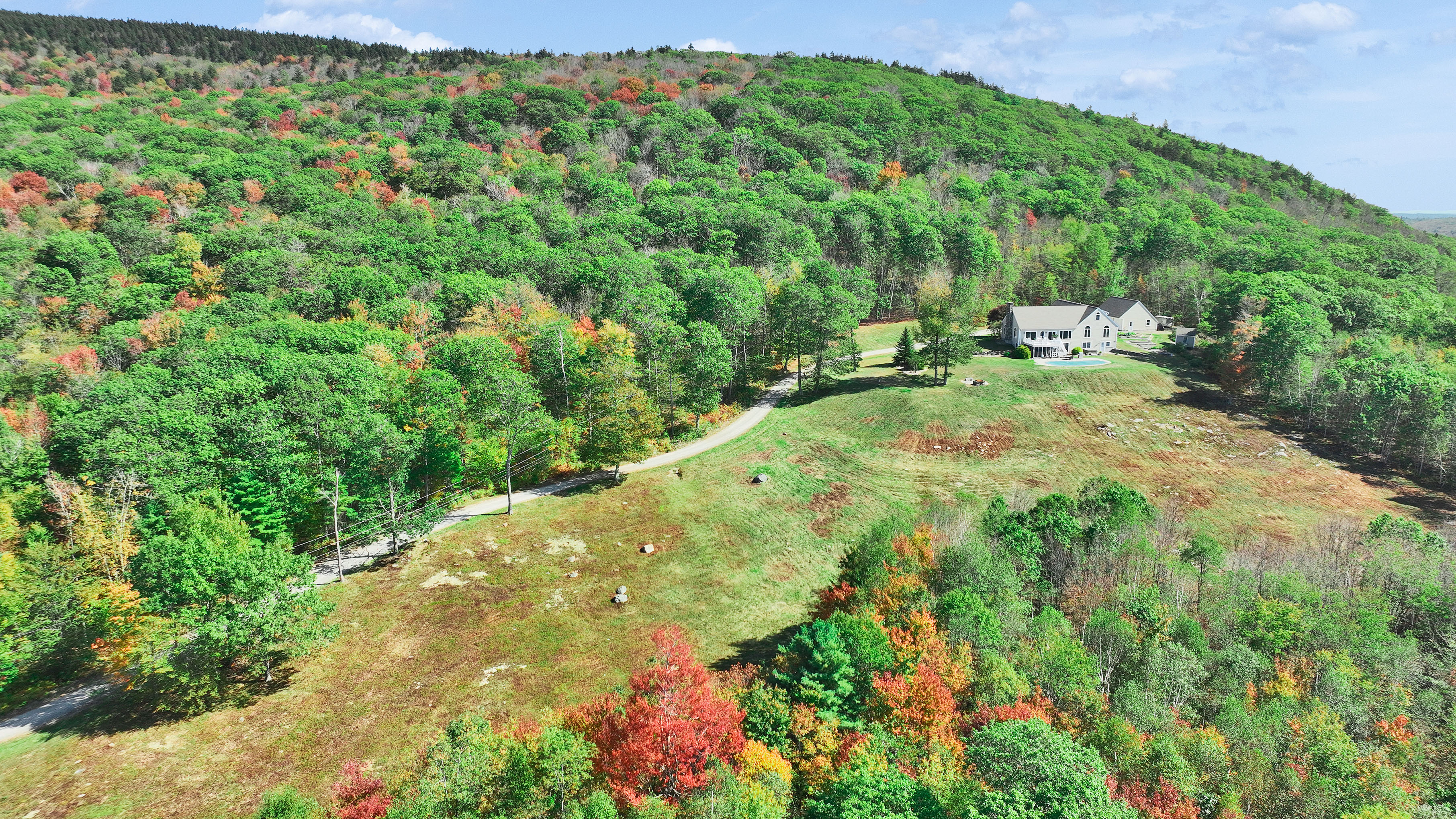  55 West View Drive - 物件實景