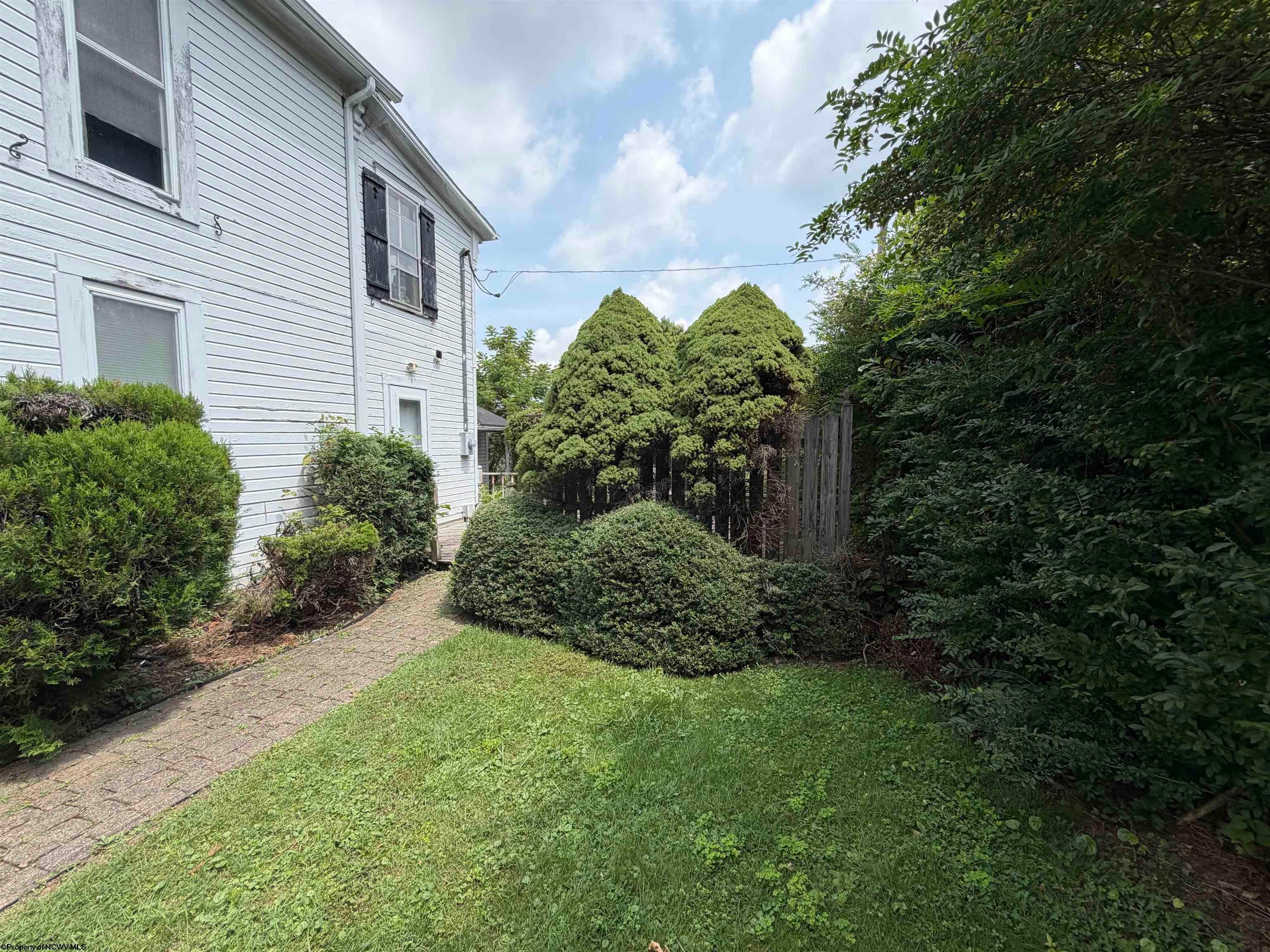 Smithfield St, Buckhannon, WV 26201 #1