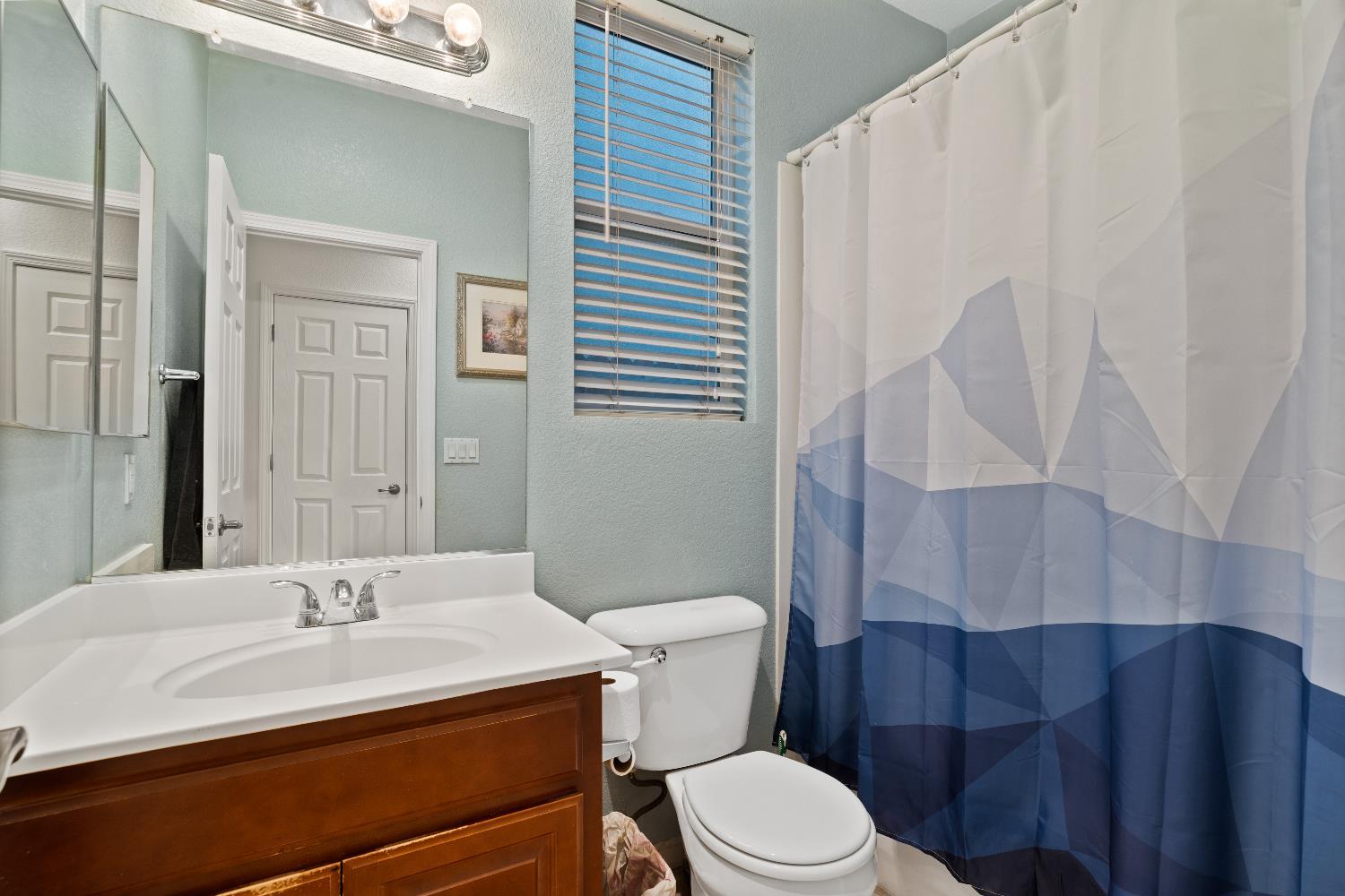 Riverbank, California, 95367, United States, 4 Bedrooms Bedrooms, ,3 BathroomsBathrooms,Residential,For Sale,1974513