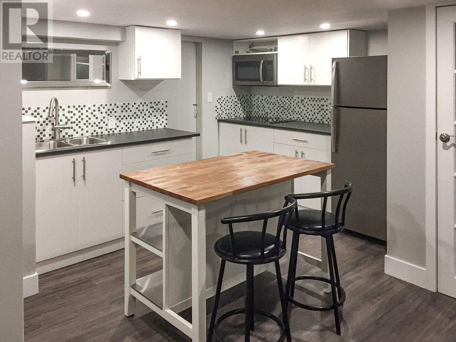 KELOWNA, British Columbia, V1Y 6A2, CA, 4 Bedrooms Bedrooms, ,3 BathroomsBathrooms,Residential,For Sale,1838696