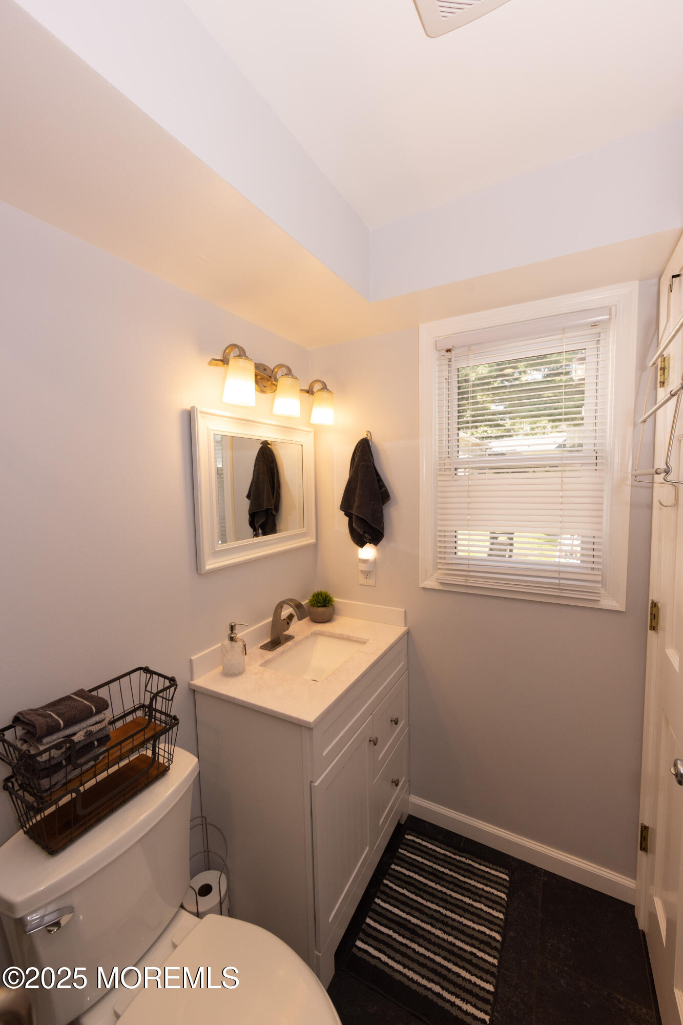 Jackson, New Jersey, 08527, United States, 6 Bedrooms Bedrooms, ,2 BathroomsBathrooms,Residential,For Sale,1912275