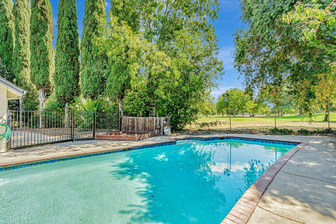 Stockton, California, 95207, United States, 5 Bedrooms Bedrooms, ,4 BathroomsBathrooms,Residential,For Sale,1939520