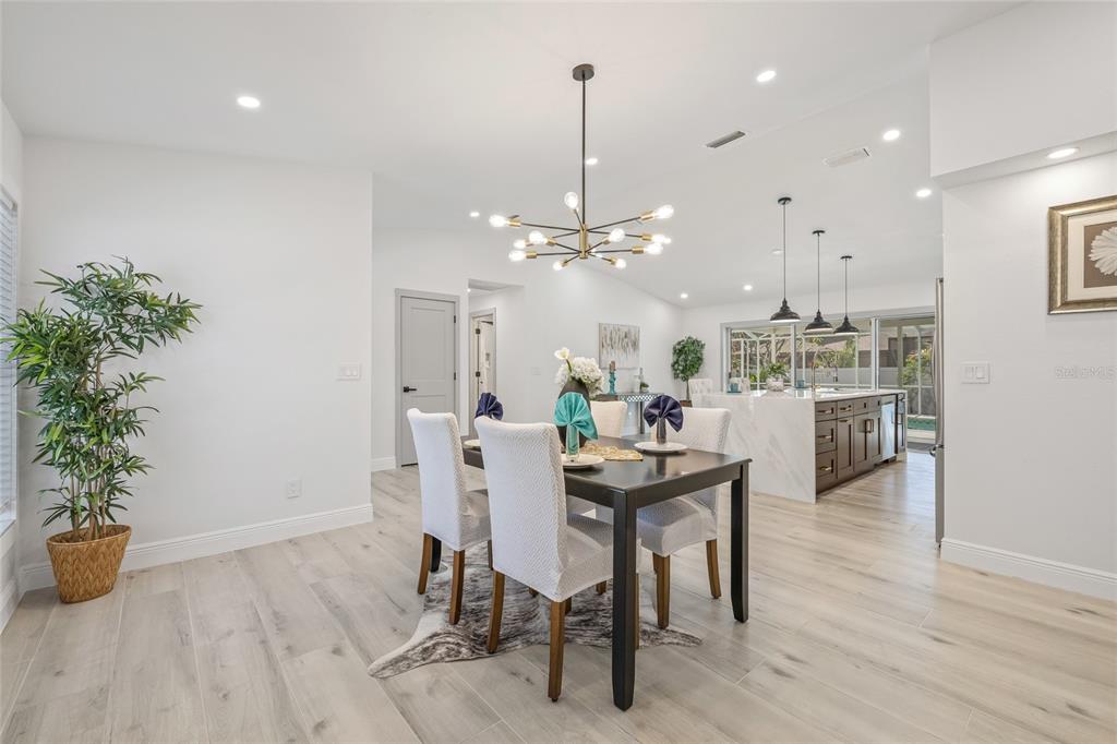 St Petersburg, Florida, 33705, United States, 4 Bedrooms Bedrooms, ,2 BathroomsBathrooms,Residential,For Sale,1919493