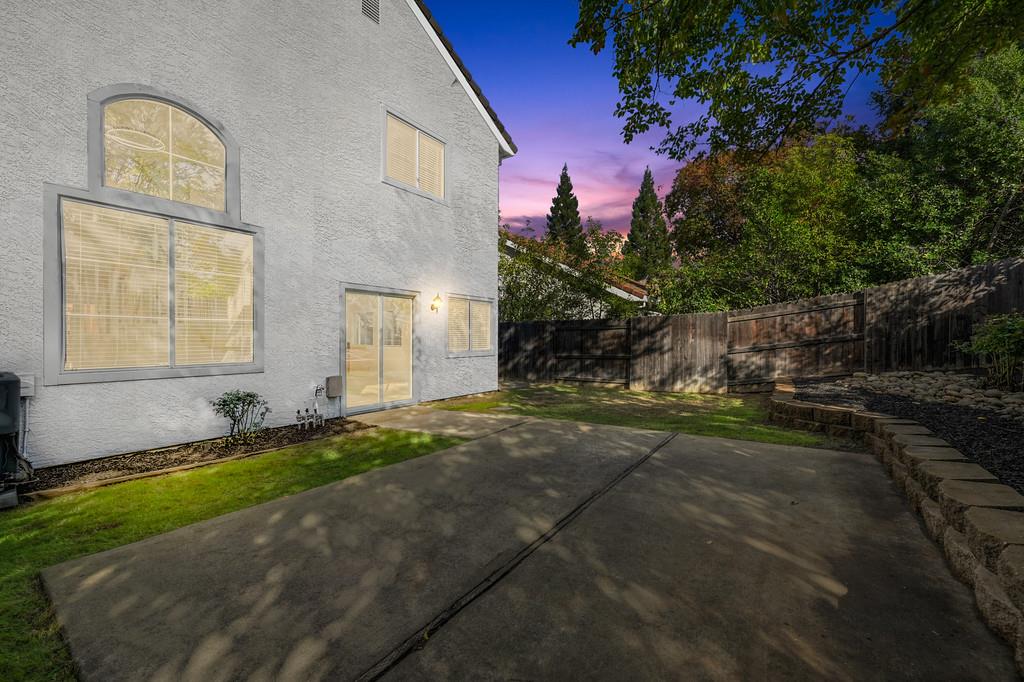 Roseville, California, 95661, United States, 4 Bedrooms Bedrooms, ,3 BathroomsBathrooms,Residential,For Sale,1989245