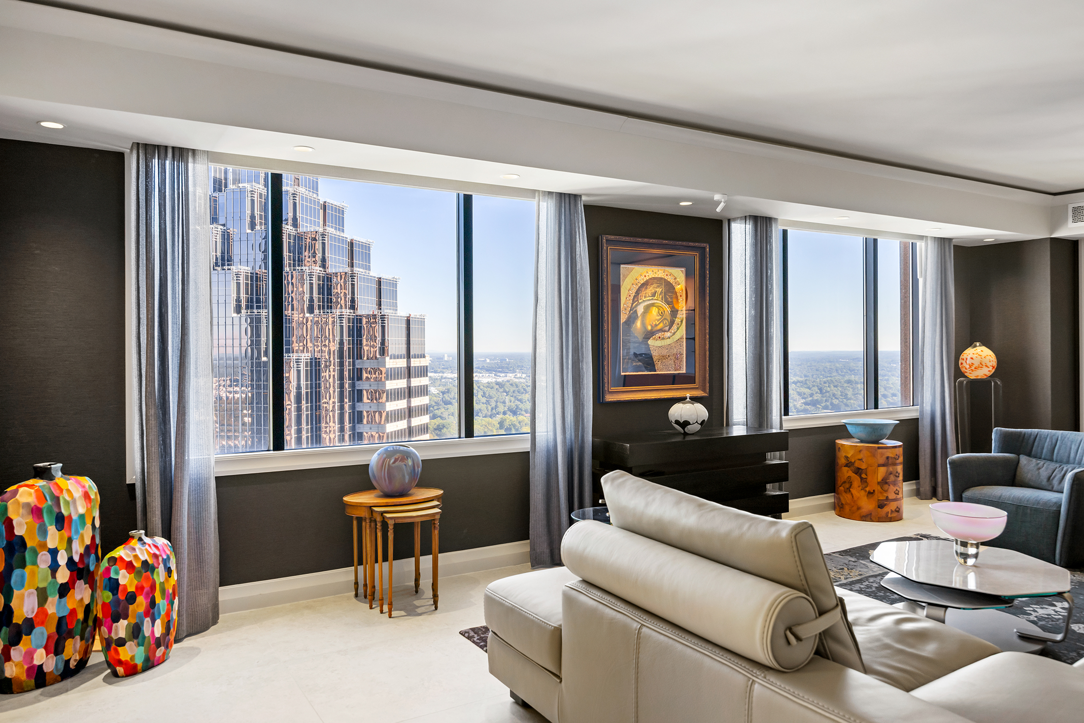  Sophisticated, Highly Customized Home in the Sky - 物件實景