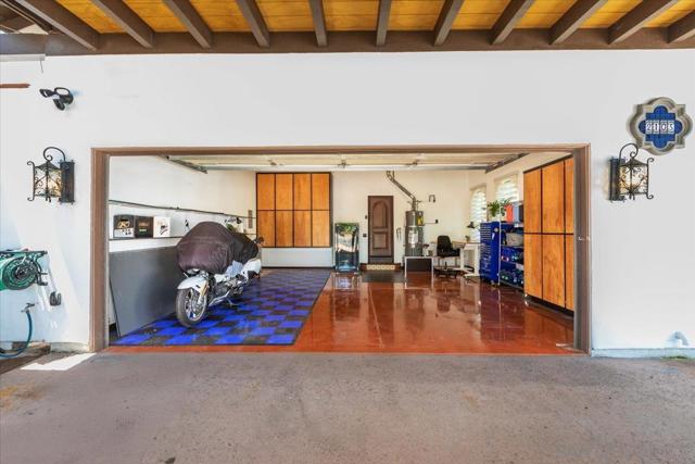 El Cajon, California, 92019, United States, 3 Bedrooms Bedrooms, ,4 BathroomsBathrooms,Residential,For Sale,1872864