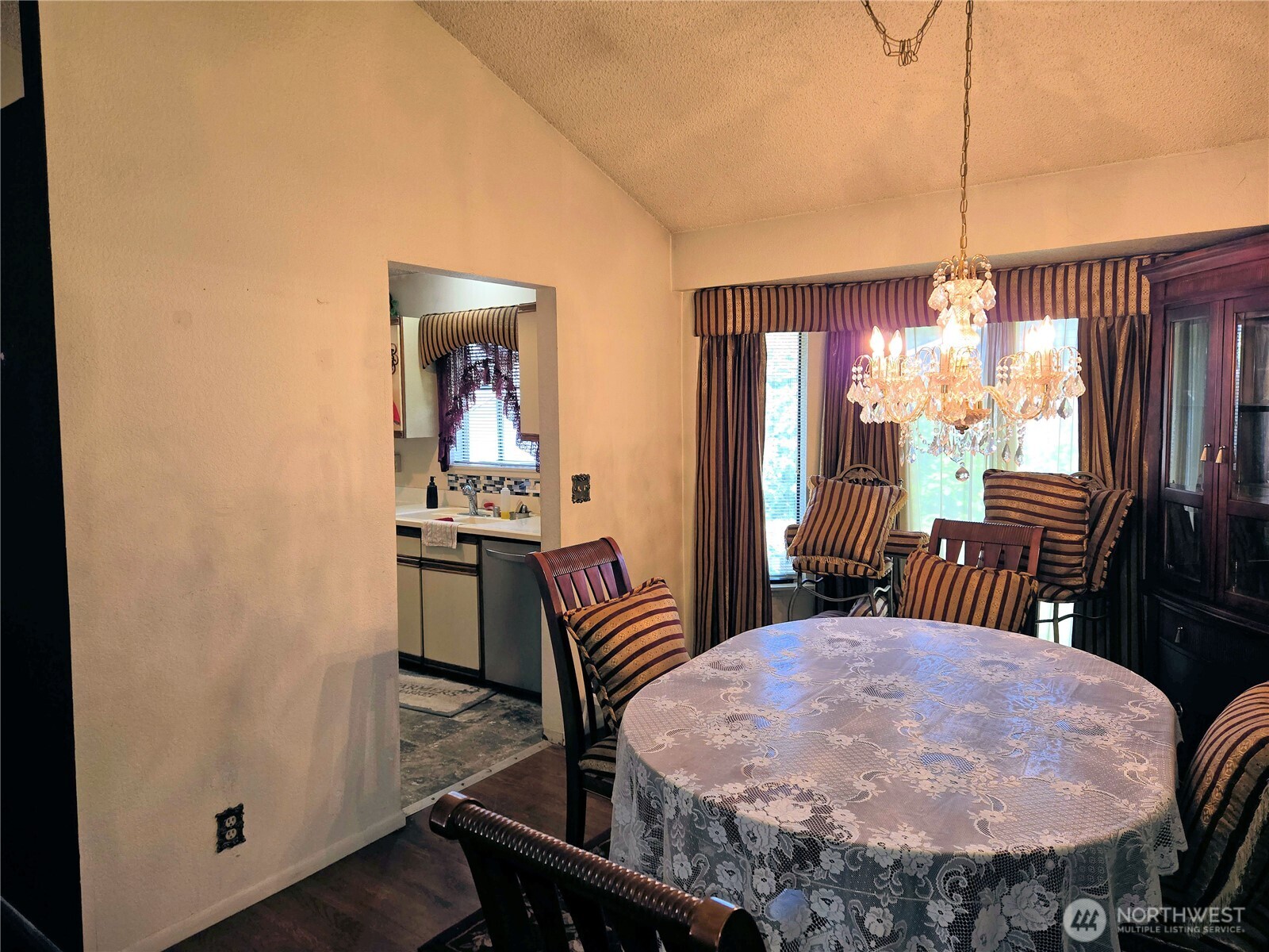 Auburn, Washington, 98001, United States, 3 Bedrooms Bedrooms, ,3 BathroomsBathrooms,Residential,For Sale,1804048