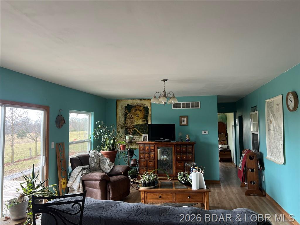 Stover, Missouri, 65078, United States, 3 Bedrooms Bedrooms, ,2 BathroomsBathrooms,Residential,For Sale,2009254