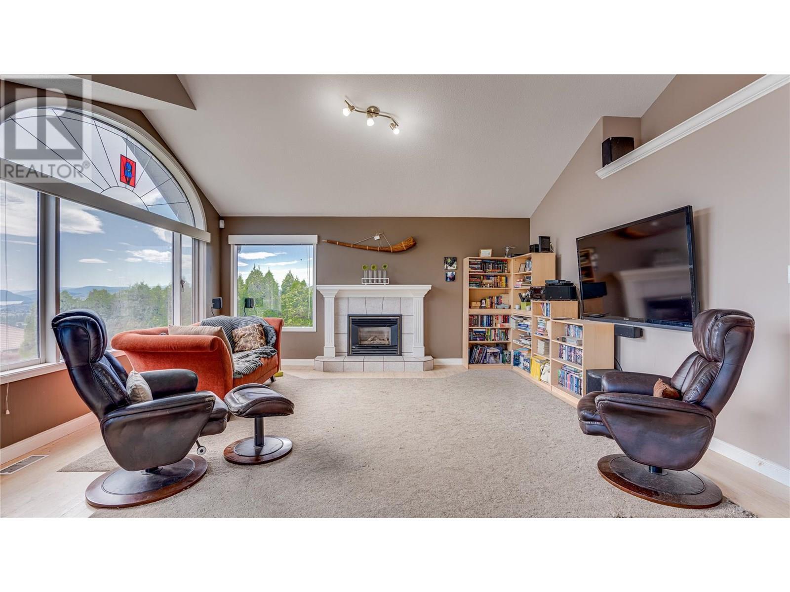 VERNON, British Columbia, V1B 2W8, CA, 5 Bedrooms Bedrooms, ,3 BathroomsBathrooms,Residential,For Sale,1901364