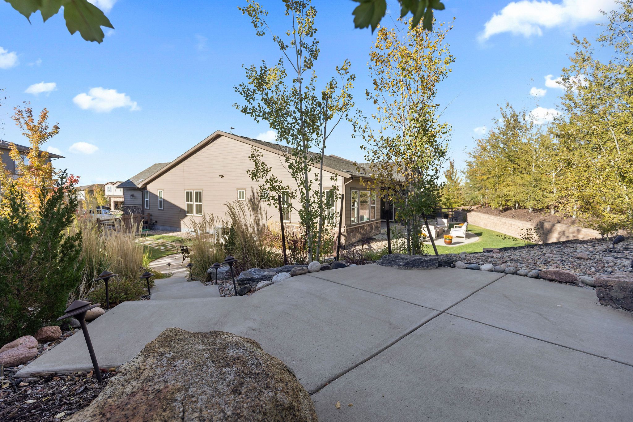  Luxury and comfort come together in this expansive ranch-style home - 物件實景