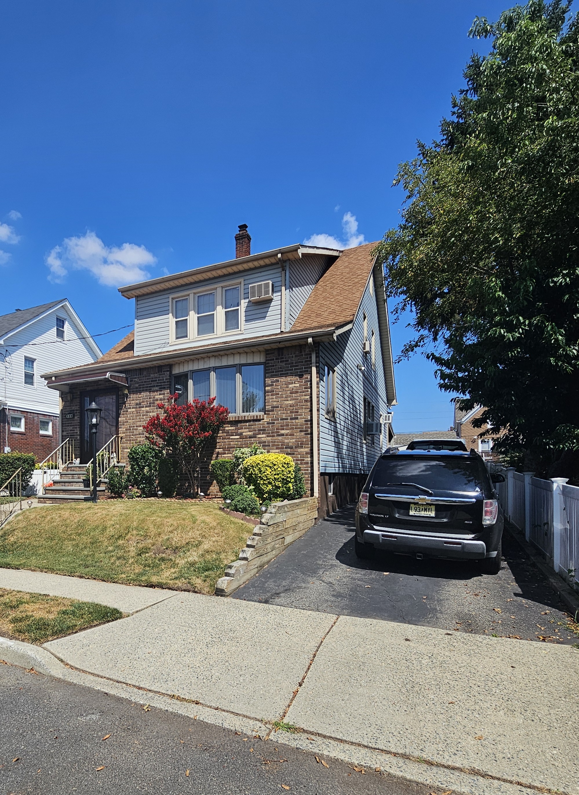 Garfield, New Jersey, 07026, United States, 4 Bedrooms Bedrooms, ,3 BathroomsBathrooms,Residential,For Sale,1945001
