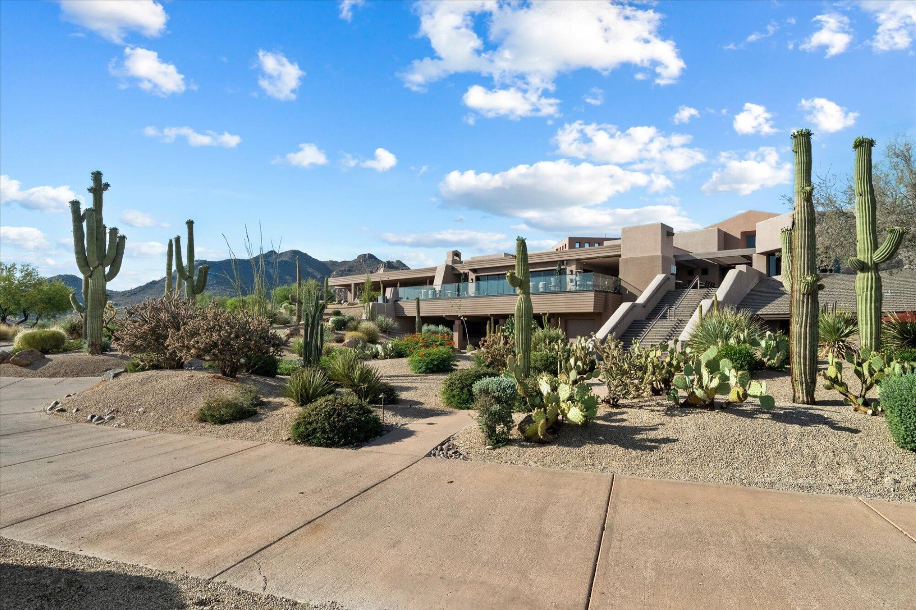  7156 E Thirsty Cactus Lane ¦ Scottsdale, AZ - 物件實景