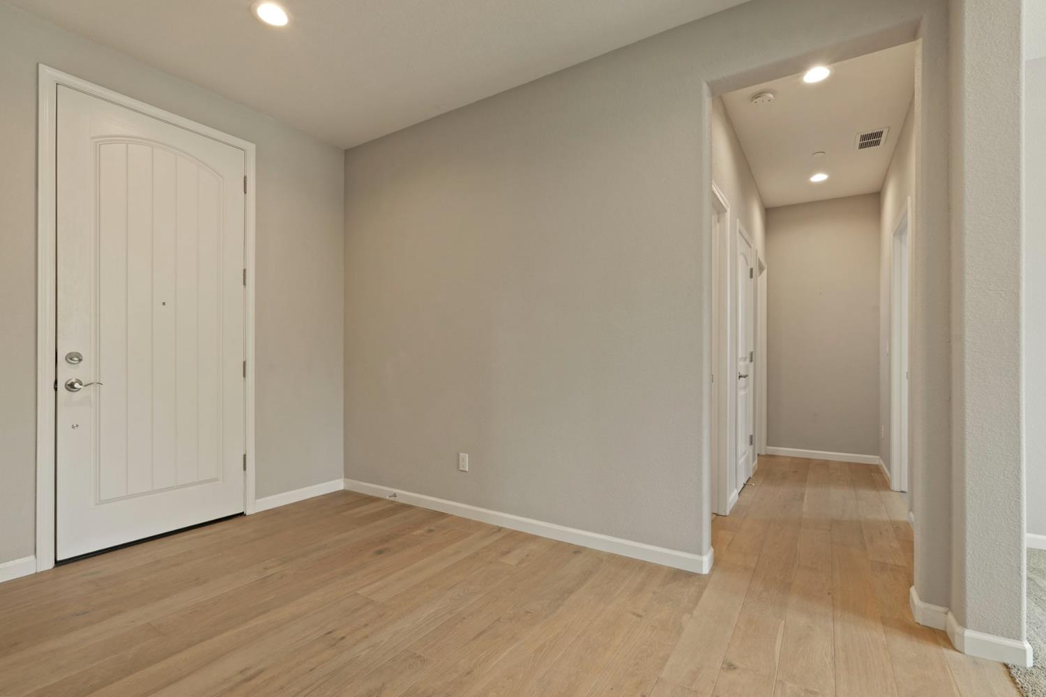 Lodi, California, 95242, United States, 2 Bedrooms Bedrooms, ,3 BathroomsBathrooms,Residential,For Sale,1848550