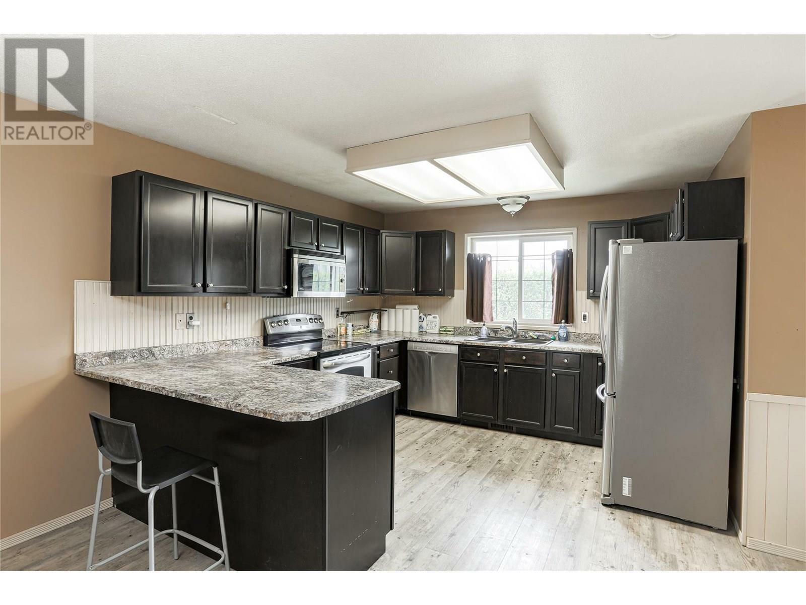 KELOWNA, British Columbia, V1Y 7C9, CA, 2 Bedrooms Bedrooms, ,2 BathroomsBathrooms,Residential,For Sale,1874536