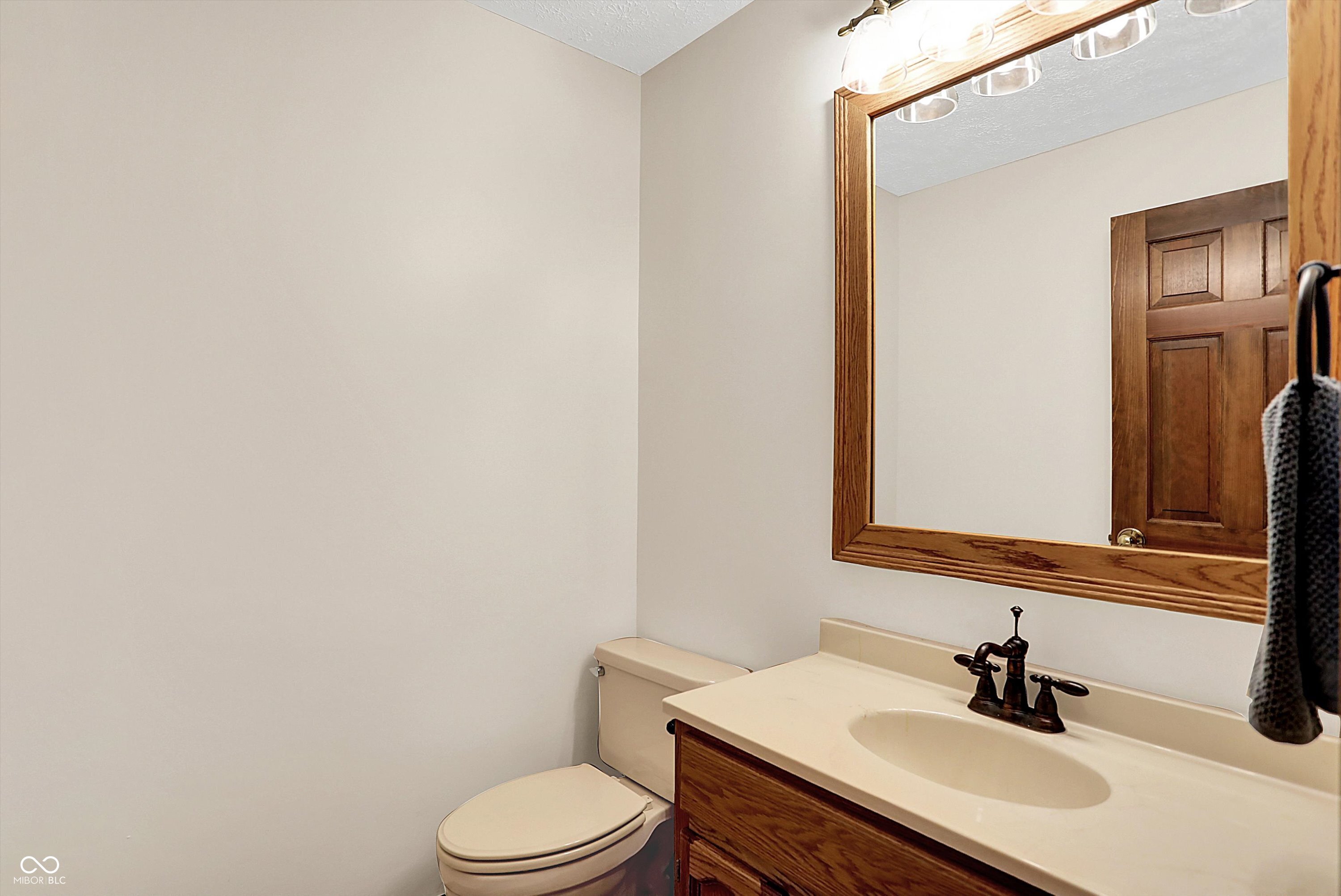 Indianapolis, Indiana, 46236, United States, 4 Bedrooms Bedrooms, ,4 BathroomsBathrooms,Residential,For Sale,1937077