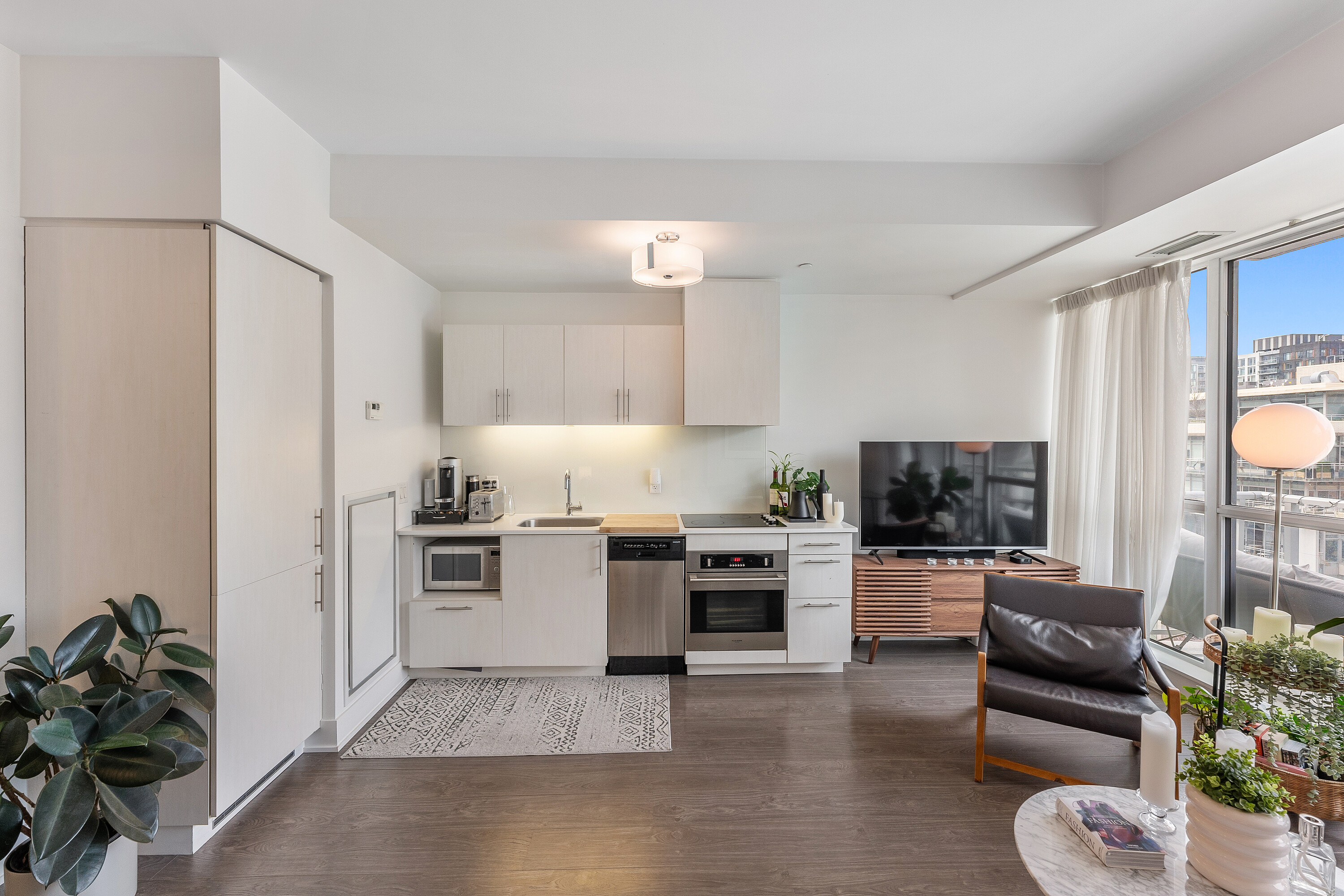 Boutique Downtown Condo - 物件實景