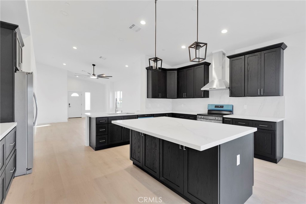 Hesperia, California, 92345, United States, 3 Bedrooms Bedrooms, ,3 BathroomsBathrooms,Residential,For Sale,2039750