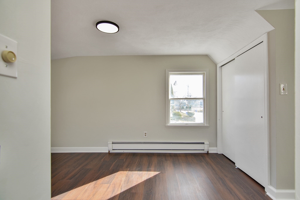 Malden, Massachusetts, 02148, United States, 2 Bedrooms Bedrooms, ,2 BathroomsBathrooms,Residential,For Sale,1937156
