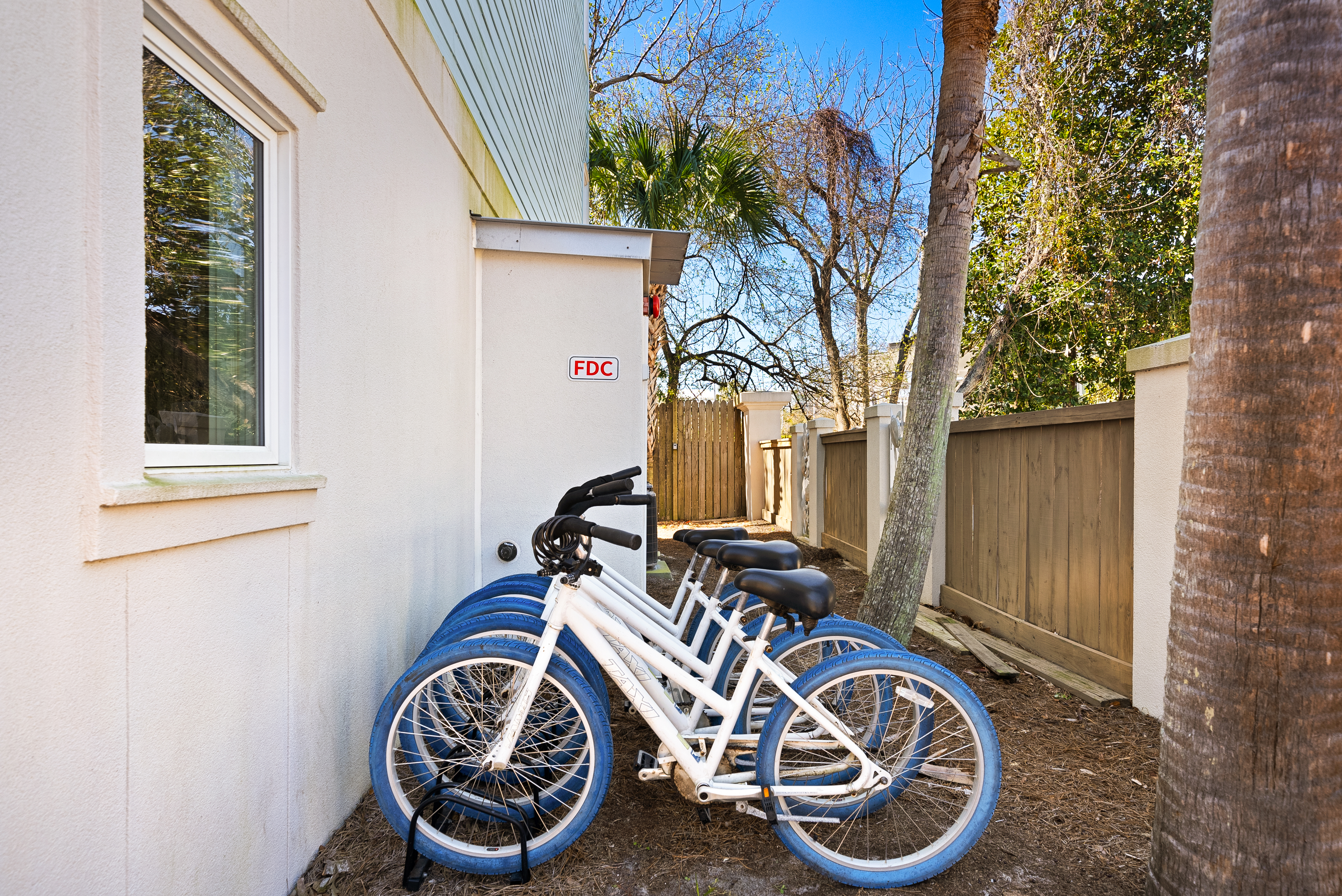  Remodeled End-Unit Townhome With gulf Views And Rooftop Retreat - 物件實景