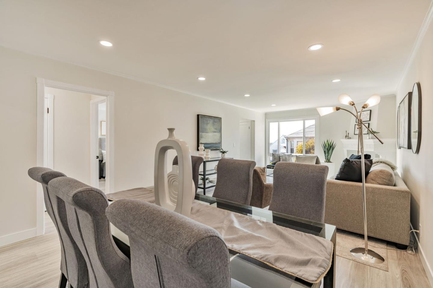 San Francisco, California, 94134, United States, 2 Bedrooms Bedrooms, ,1 BathroomBathrooms,Residential,For Sale,1926351