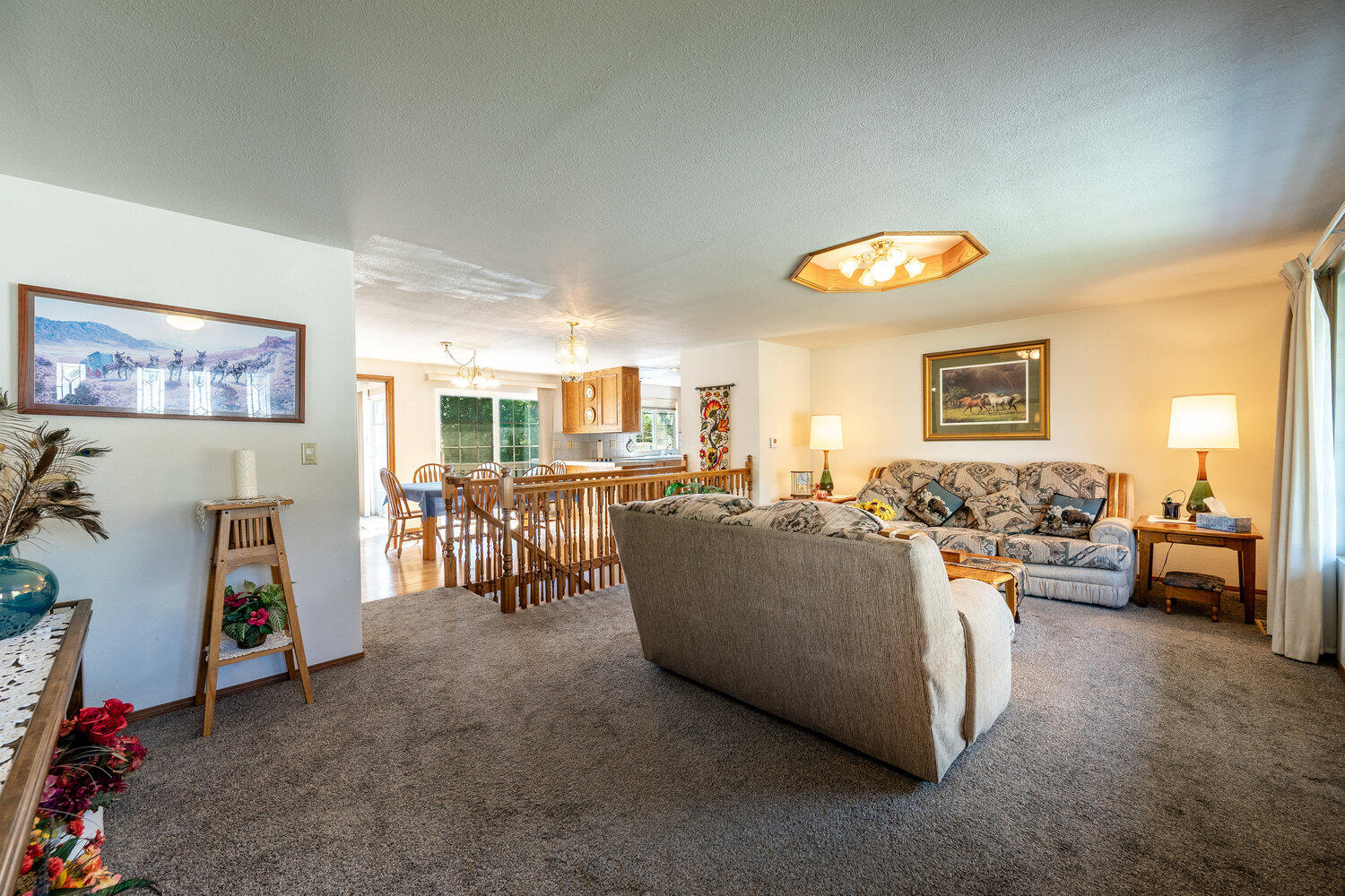 Sheridan, Wyoming, 82801, United States, 3 Bedrooms Bedrooms, ,3 BathroomsBathrooms,Residential,For Sale,1939010