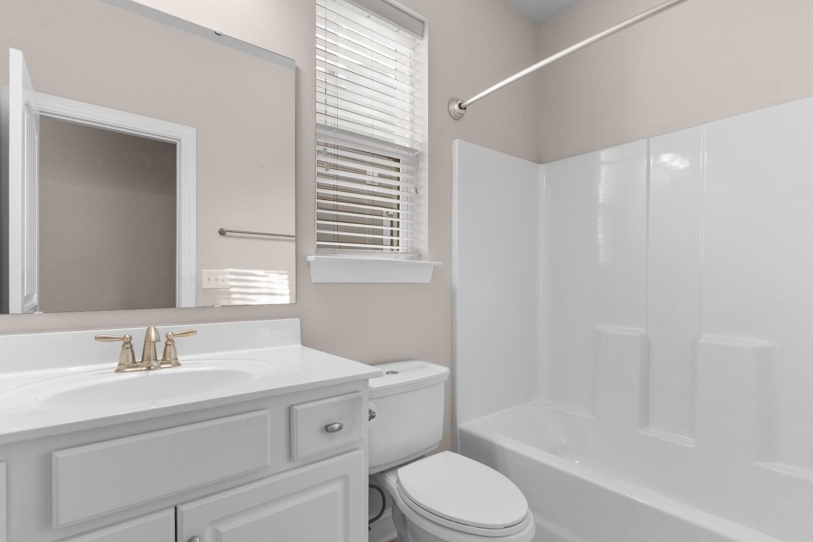 Myrtle Beach, South Carolina, 29577, United States, 4 Bedrooms Bedrooms, ,3 BathroomsBathrooms,Residential,For Sale,2009666