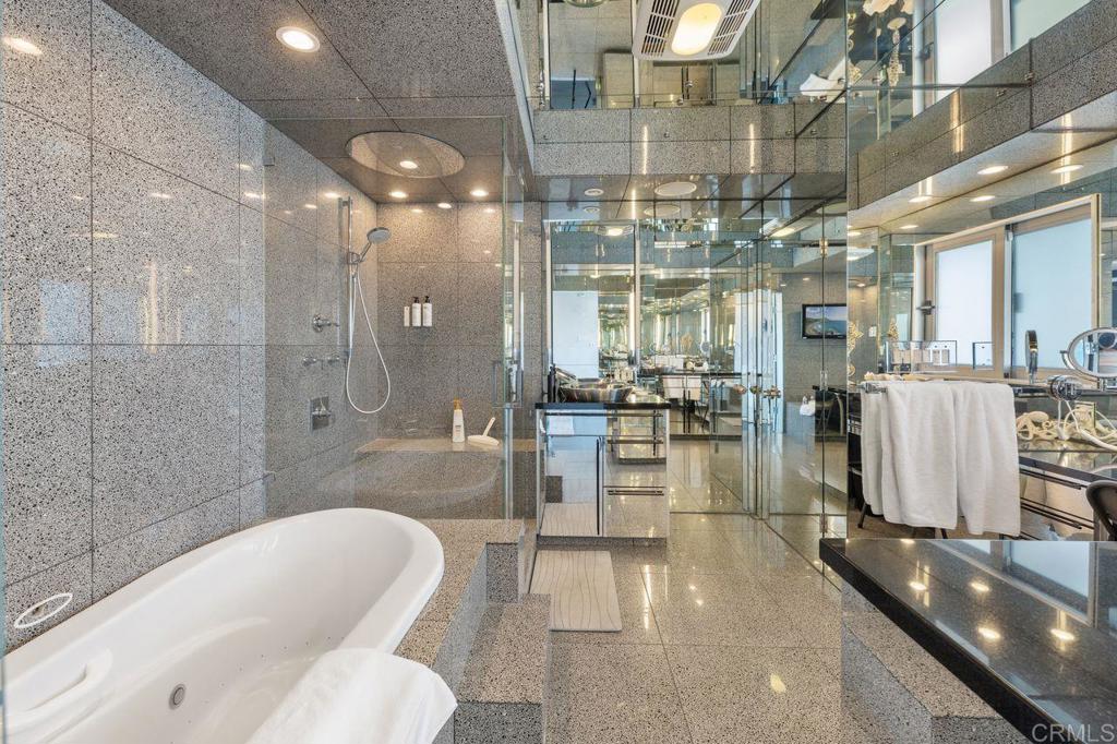 Encinitas, California, 92024, United States, 5 Bedrooms Bedrooms, ,7 BathroomsBathrooms,Residential,For Sale,2003398