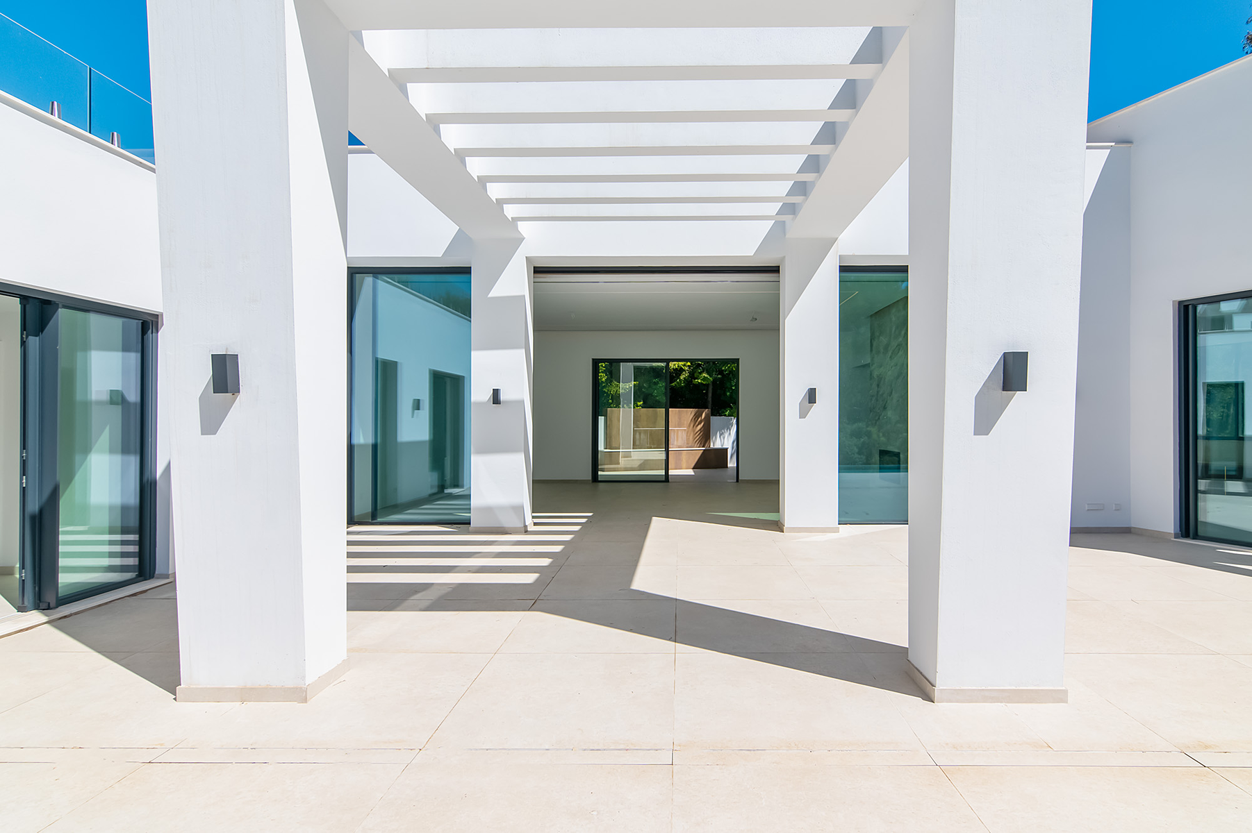  New contemporary villa with total privacy in Sotogrande Alto - 物件實景